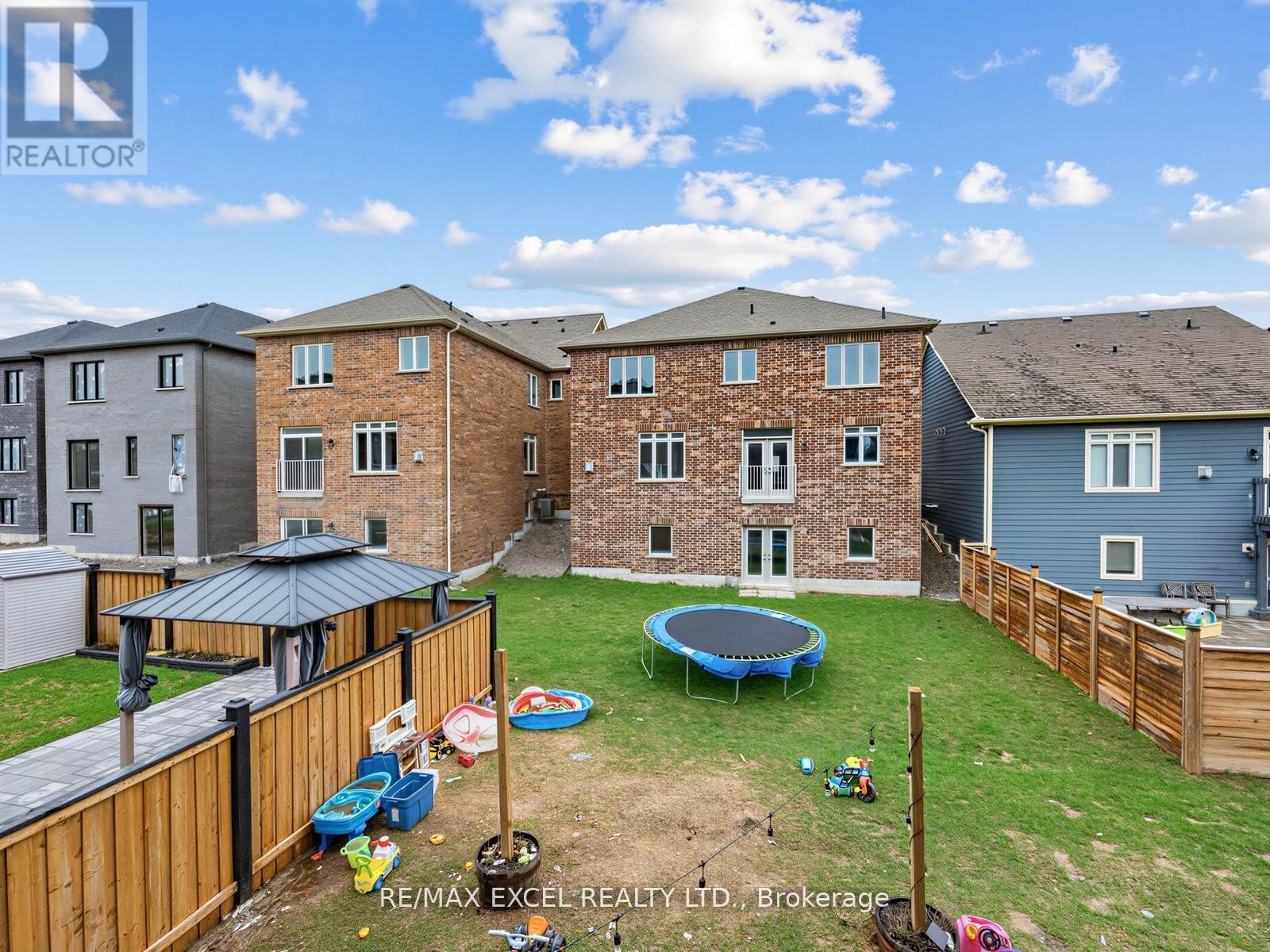 












1454 STOVELL CRESCENT

,
Innisfil (Lefroy),




Ontario
L0L1W0


