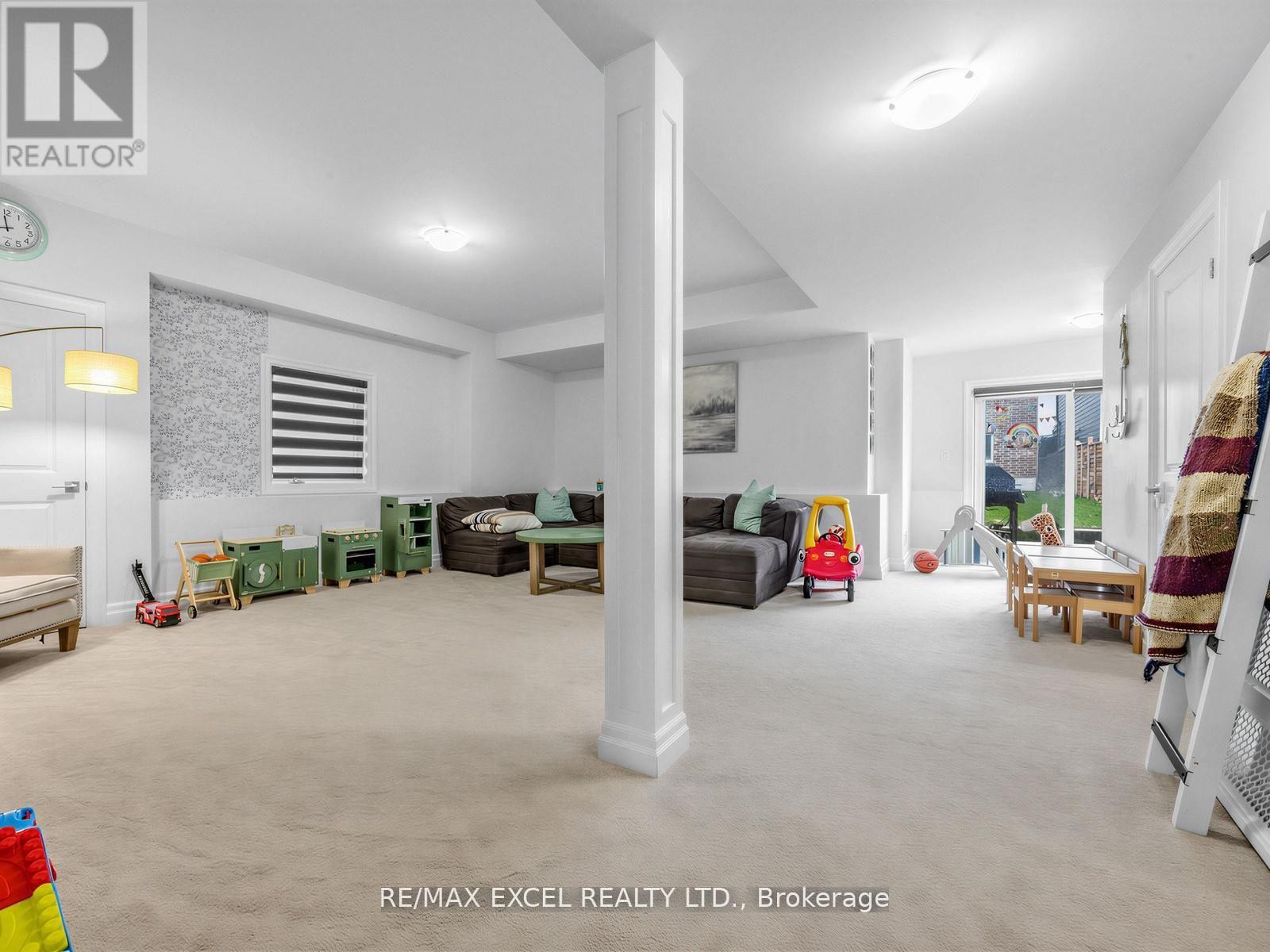 












1454 STOVELL CRESCENT

,
Innisfil (Lefroy),




Ontario
L0L1W0

