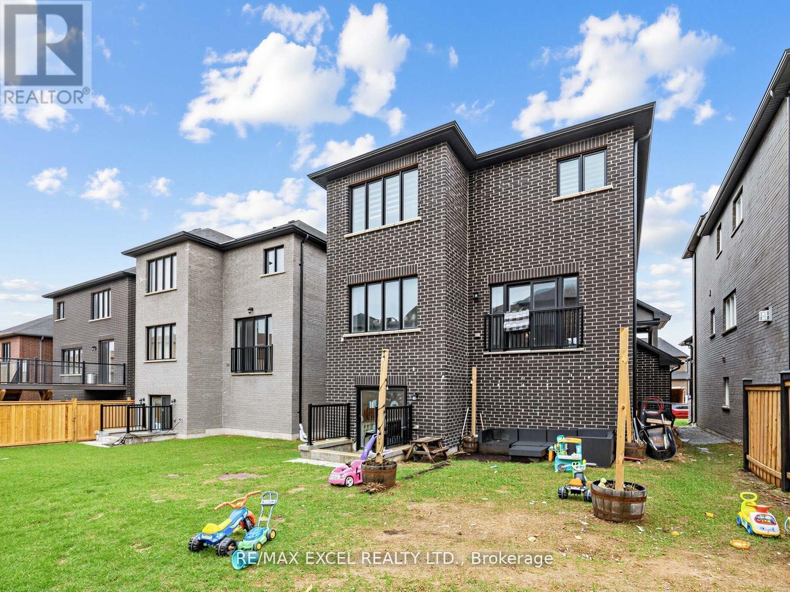 












1454 STOVELL CRESCENT

,
Innisfil (Lefroy),




Ontario
L0L1W0

