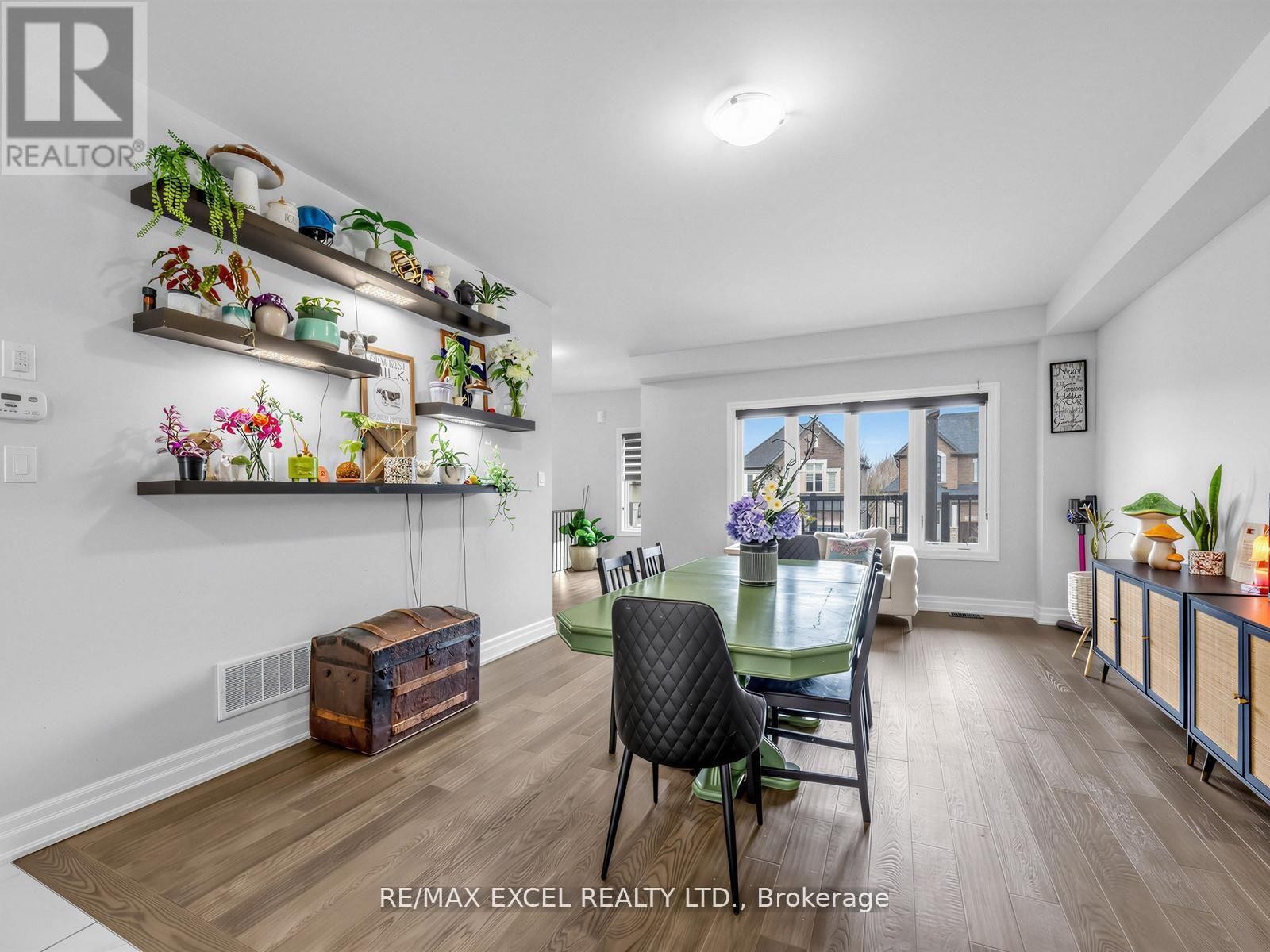 












1454 STOVELL CRESCENT

,
Innisfil (Lefroy),




Ontario
L0L1W0

