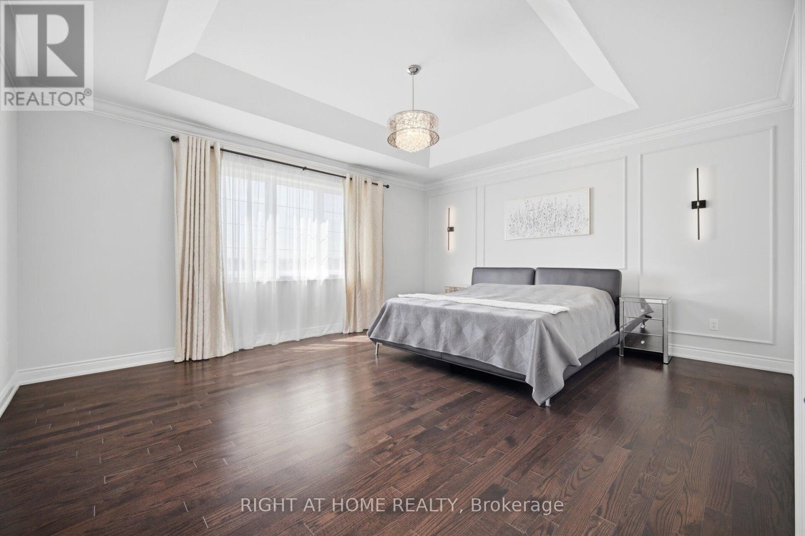 












17 LACROSSE TRAIL

,
Vaughan (Kleinburg),




Ontario
L4H4S7

