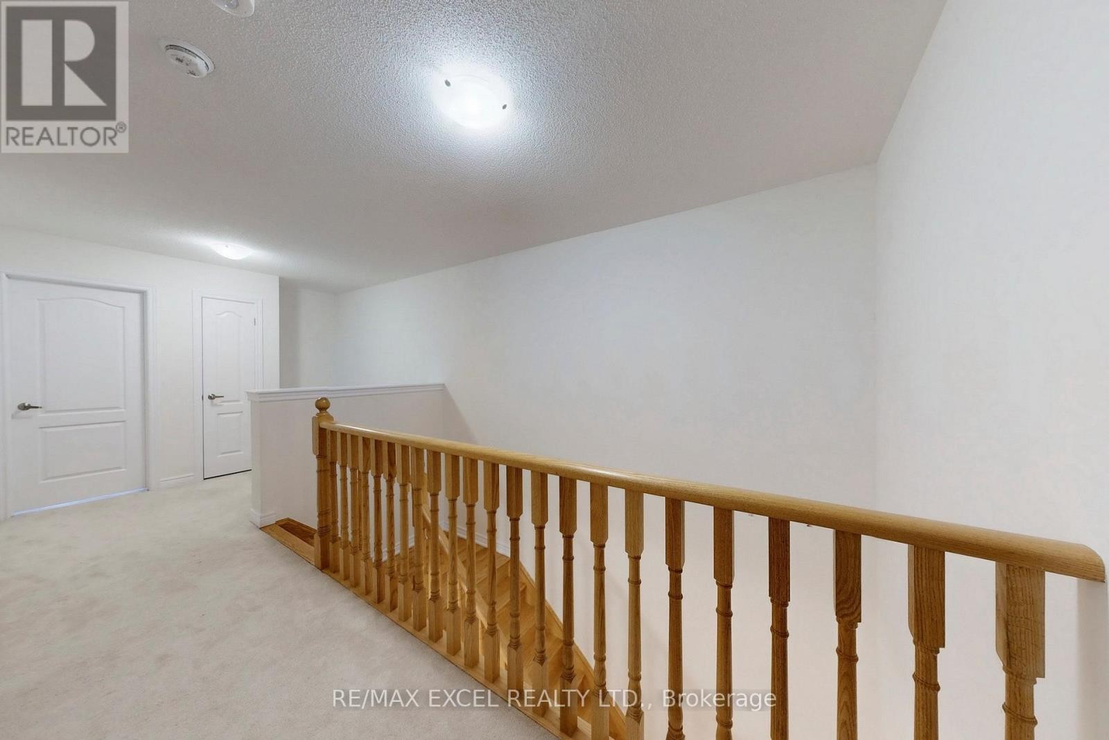 












14 TWINFLOWER LANE

,
Richmond Hill (Oak Ridges Lake Wilcox),




Ontario
L4E1E7

