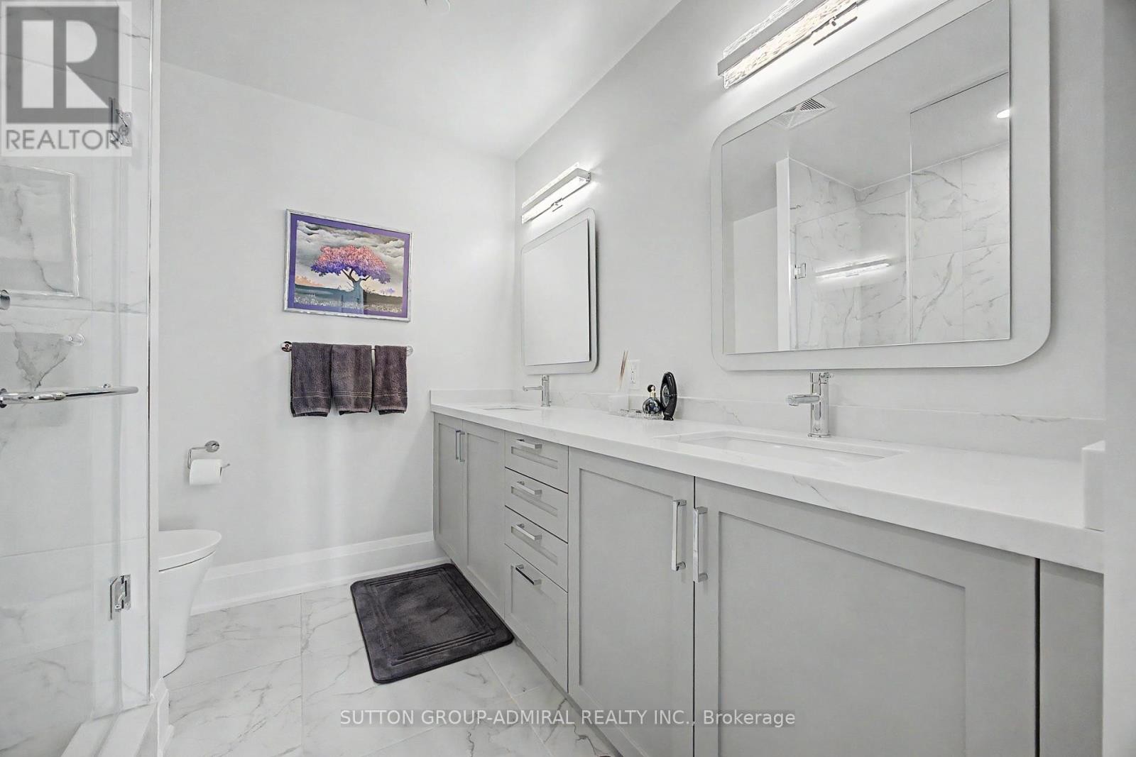 












1502 - 10 GATINEAU DRIVE

,
Vaughan (Beverley Glen),




Ontario
L4J0L2

