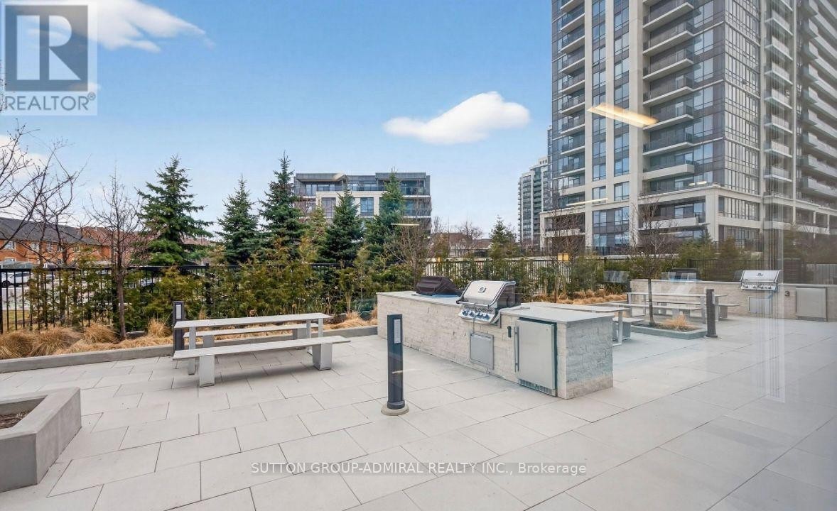 












1502 - 10 GATINEAU DRIVE

,
Vaughan (Beverley Glen),




Ontario
L4J0L2


