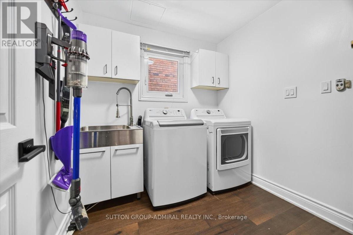 












415 HIGHCLIFFE DRIVE

,
Vaughan (Uplands),




Ontario
L4J7M8

