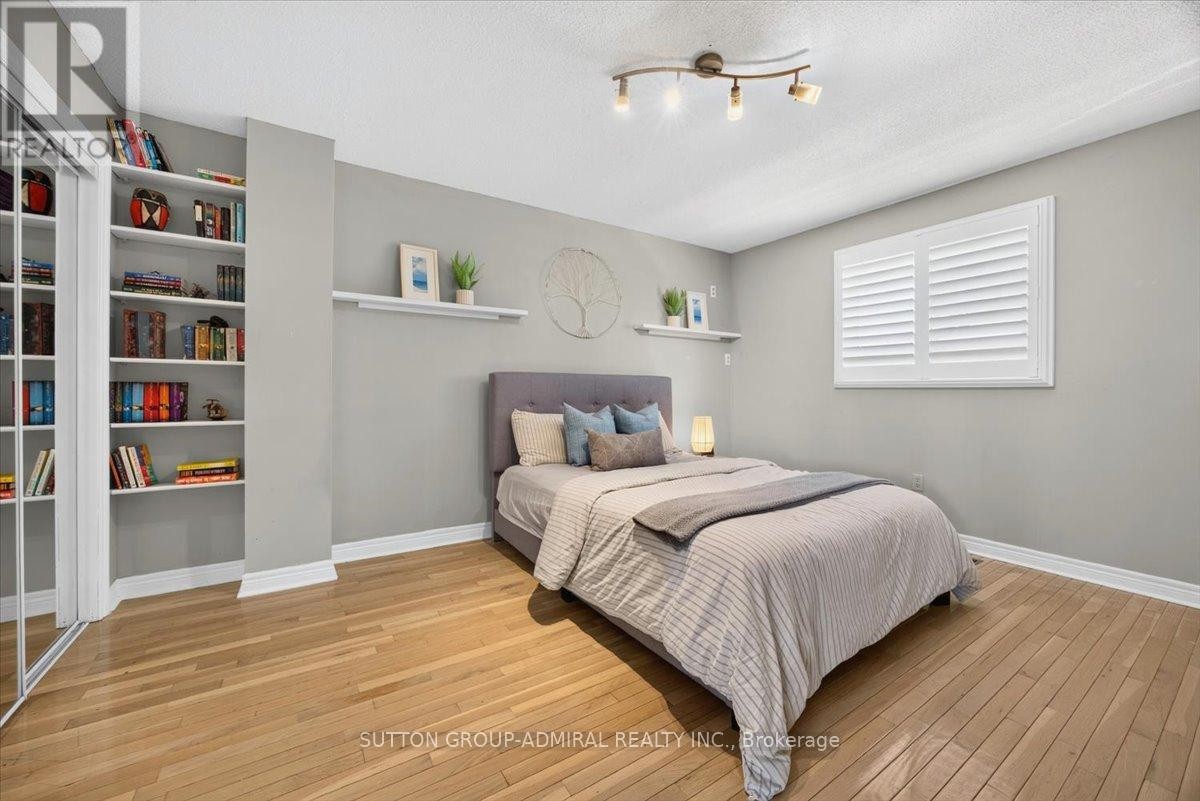 












415 HIGHCLIFFE DRIVE

,
Vaughan (Uplands),




Ontario
L4J7M8

