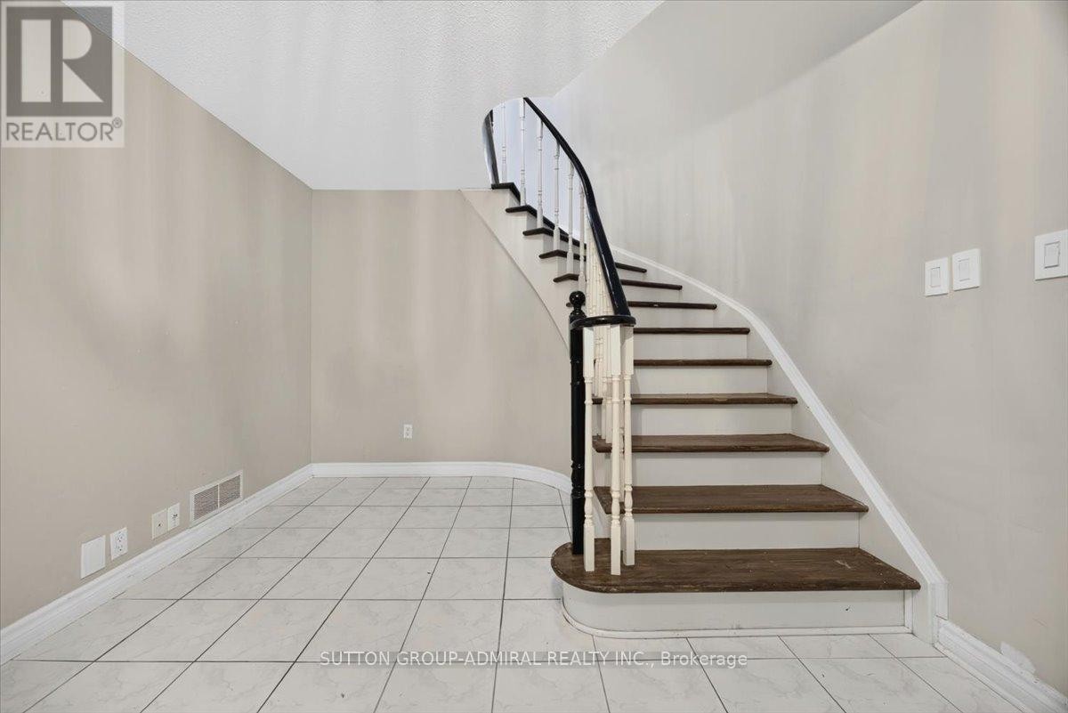 












415 HIGHCLIFFE DRIVE

,
Vaughan (Uplands),




Ontario
L4J7M8

