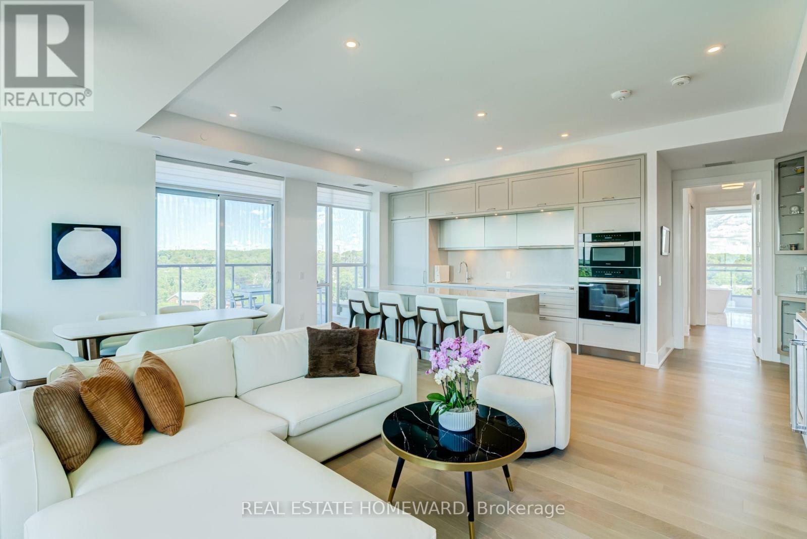 












808 - 397 ROYAL ORCHARD BOULEVARD E

,
Markham (Royal Orchard),




Ontario
L3T0H3

