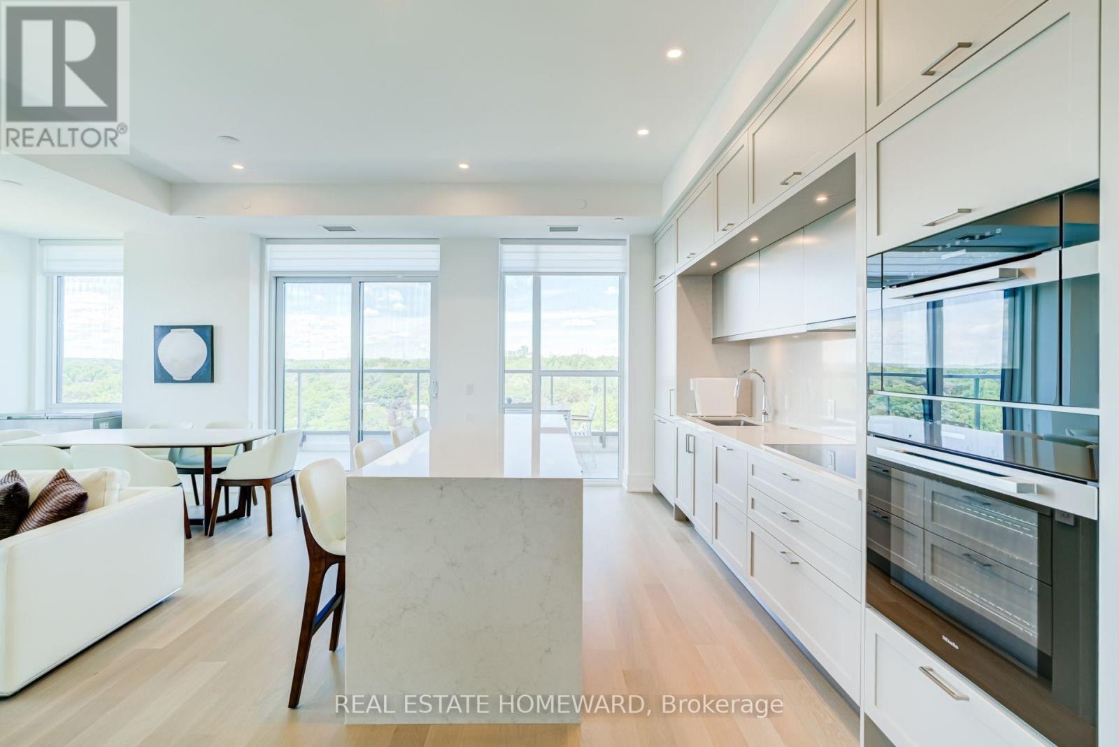 












808 - 397 ROYAL ORCHARD BOULEVARD E

,
Markham (Royal Orchard),




Ontario
L3T0H3

