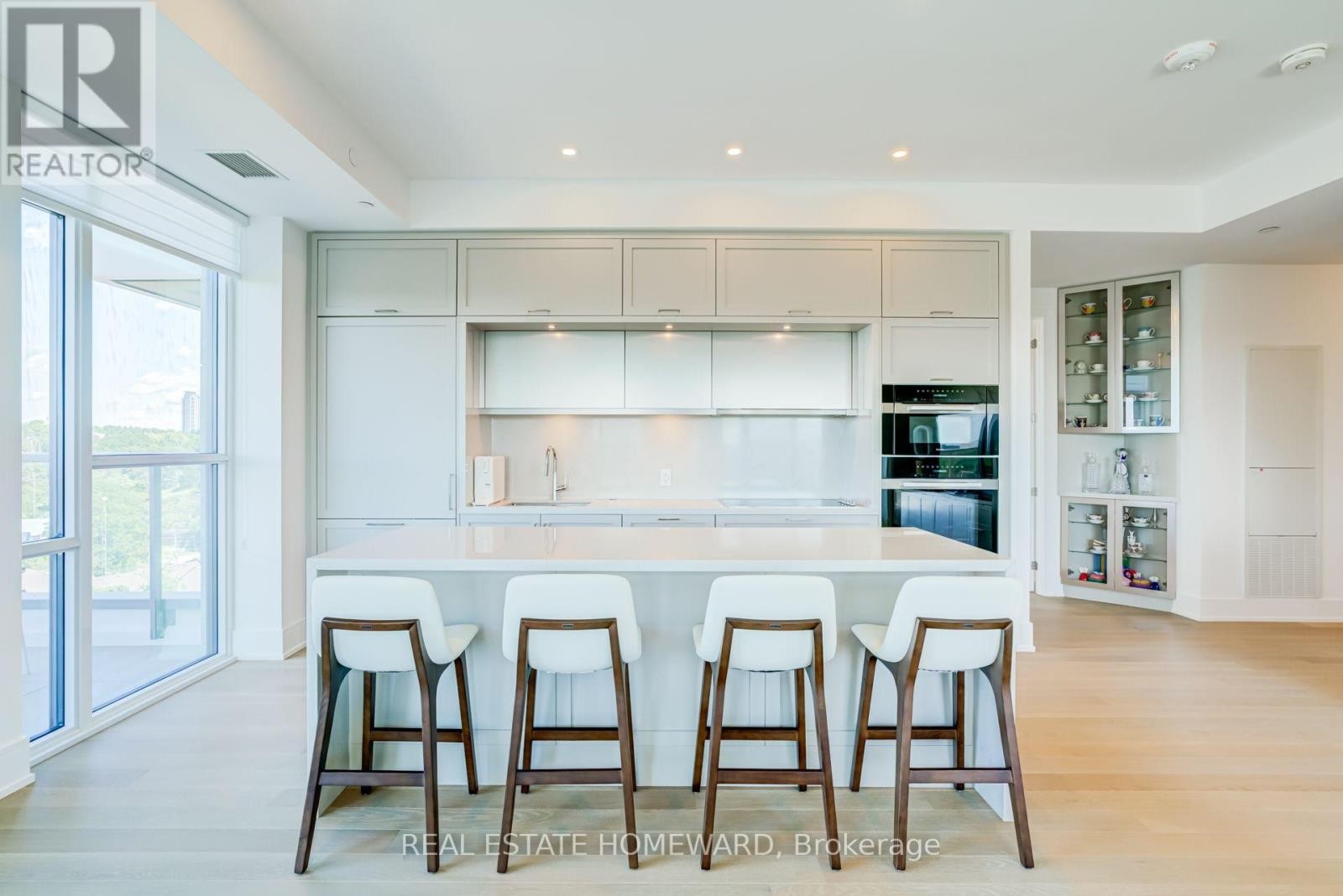 












808 - 397 ROYAL ORCHARD BOULEVARD E

,
Markham (Royal Orchard),




Ontario
L3T0H3

