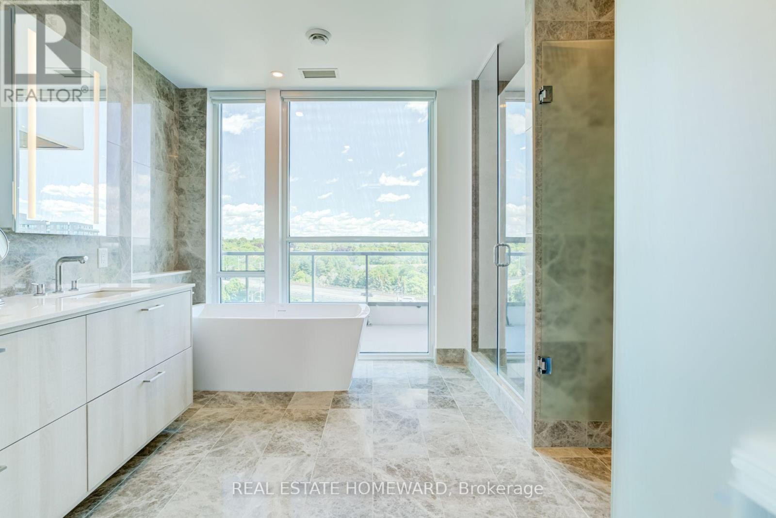 












808 - 397 ROYAL ORCHARD BOULEVARD E

,
Markham (Royal Orchard),




Ontario
L3T0H3

