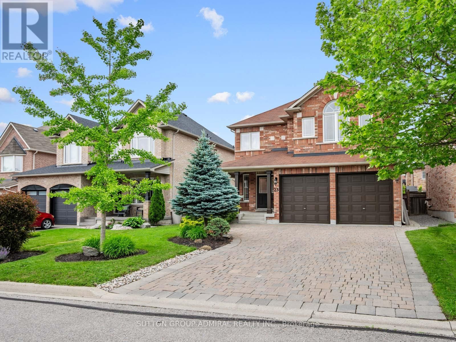 












23 KERR LANE

,
Aurora,




Ontario
L4G0E5

