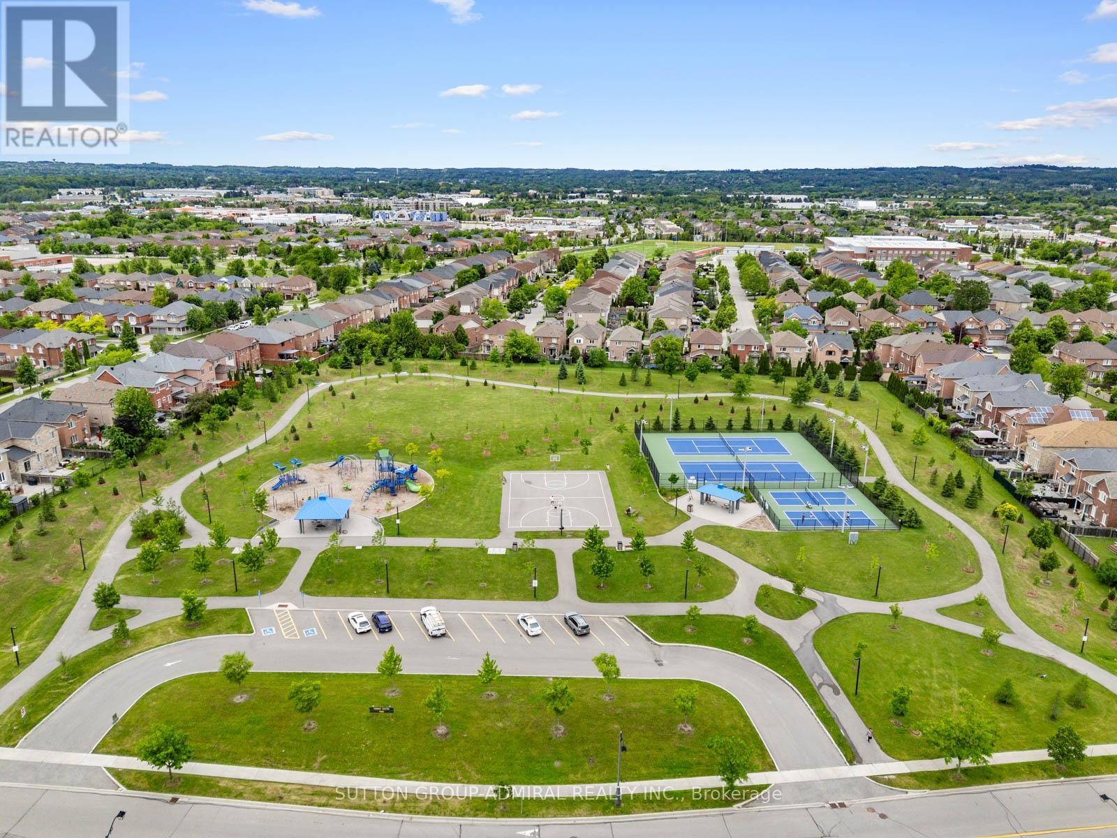












23 KERR LANE

,
Aurora,




Ontario
L4G0E5

