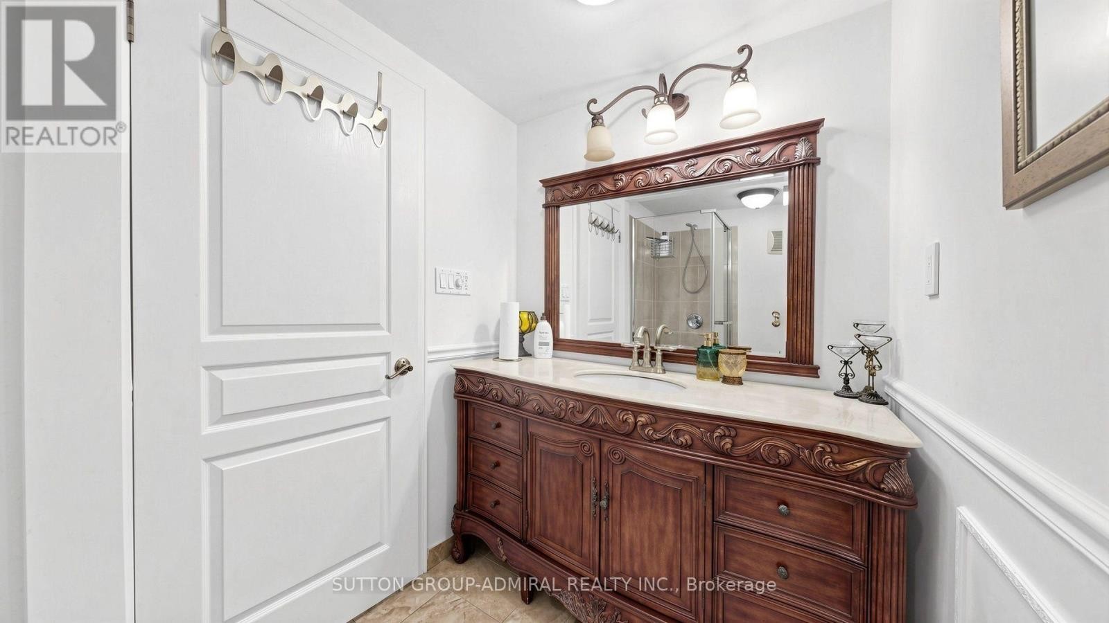 












12 SAUNDERS LANE

,
Markham (Aileen-Willowbrook),




Ontario
L3T5K4

