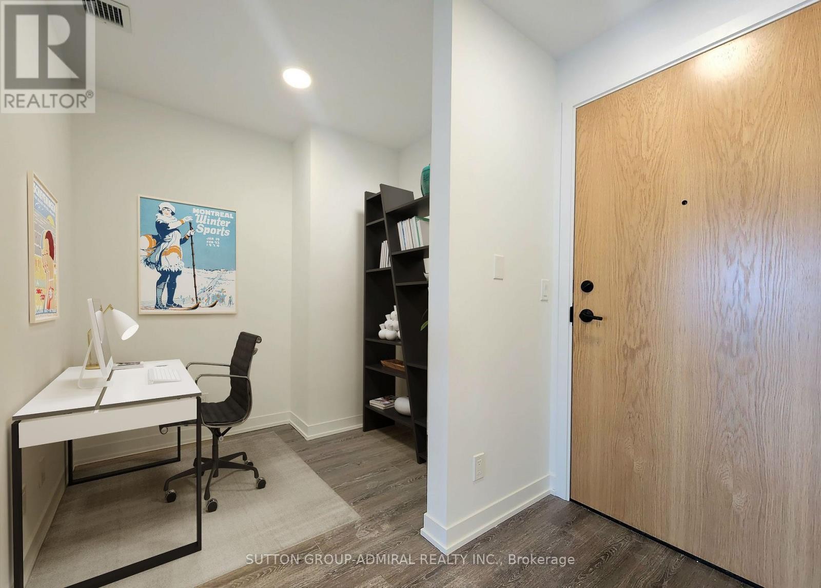












2108 - 7950 BATHURST ST STREET

,
Vaughan (Beverley Glen),




Ontario
L4J0B8

