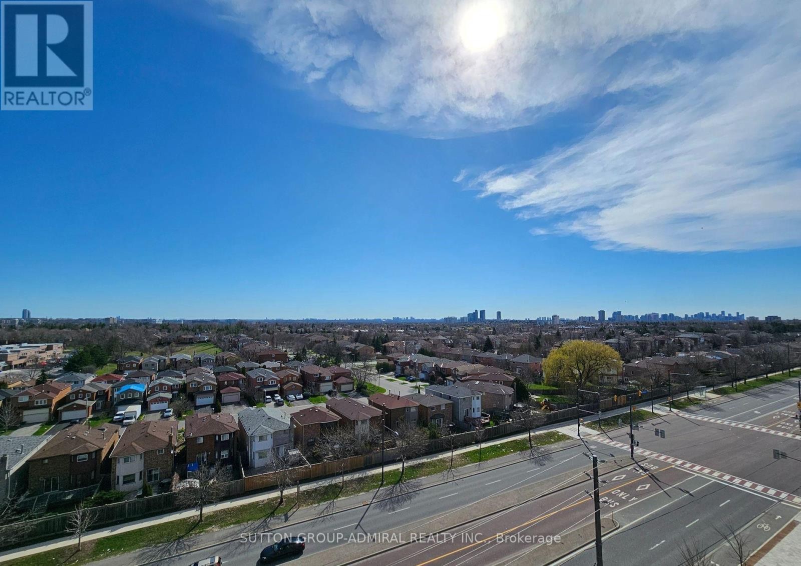 












2108 - 7950 BATHURST ST STREET

,
Vaughan (Beverley Glen),




Ontario
L4J0B8

