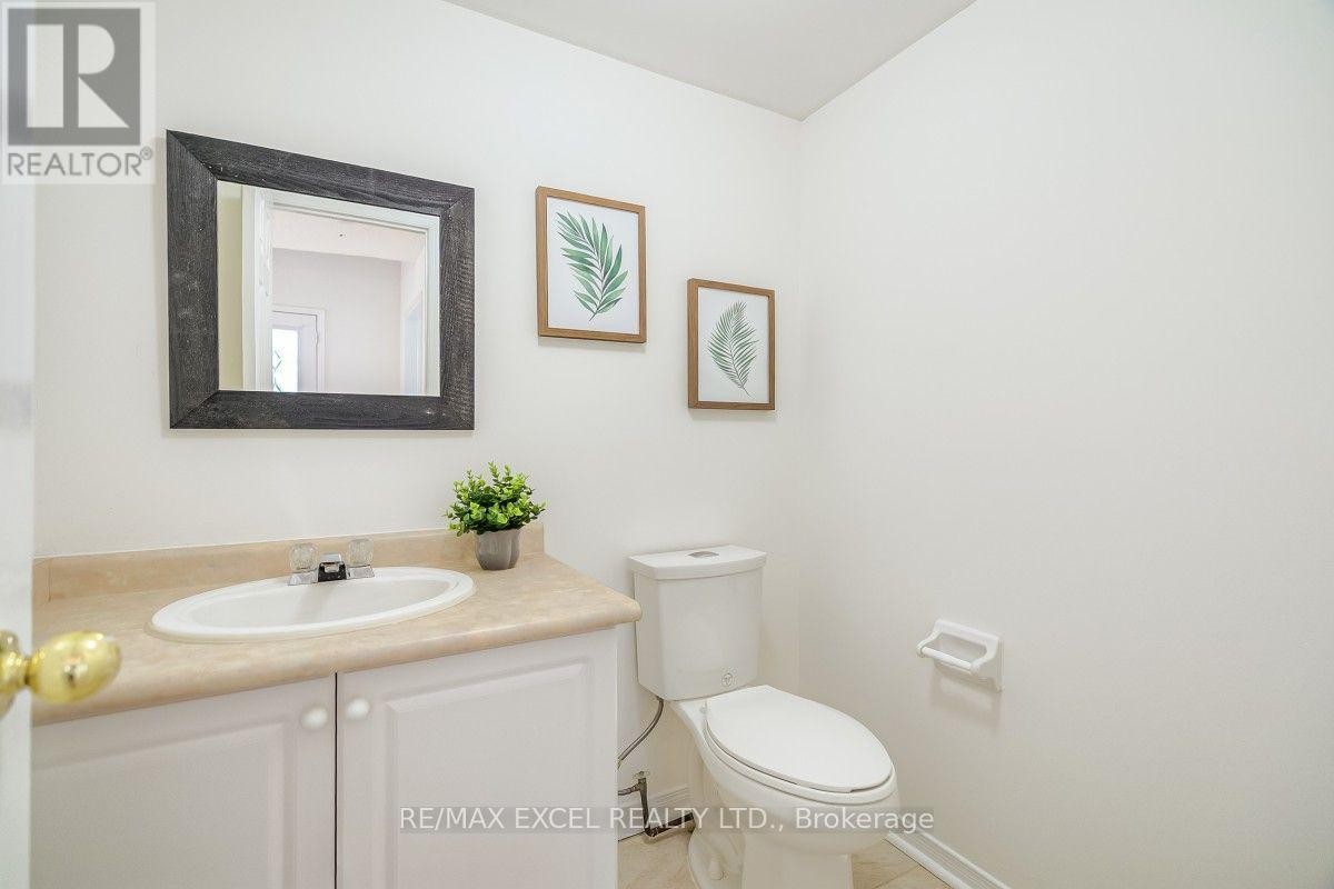 












195 TRAIL RIDGE LANE

,
Markham (Berczy),




Ontario
L6C2C6

