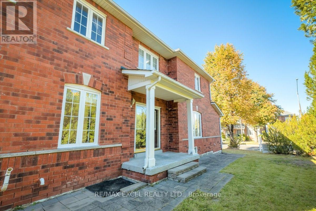 












195 TRAIL RIDGE LANE

,
Markham (Berczy),




Ontario
L6C2C6

