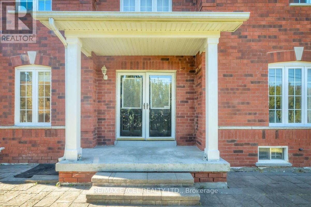 












195 TRAIL RIDGE LANE

,
Markham (Berczy),




Ontario
L6C2C6

