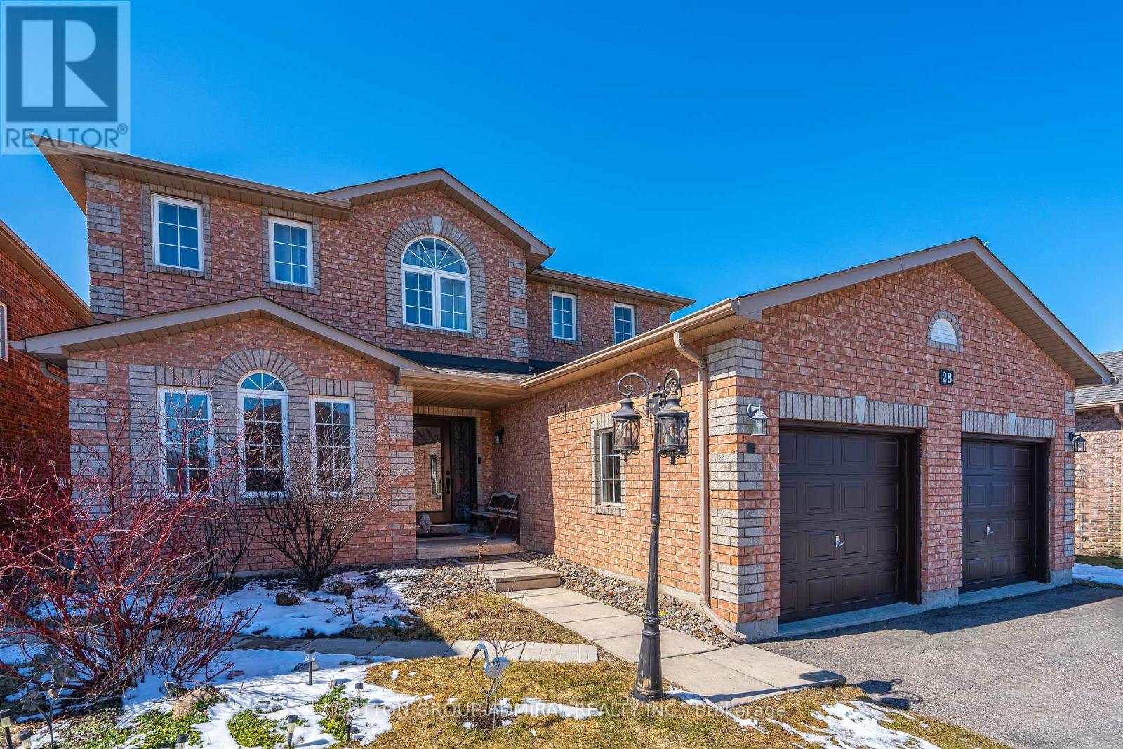 












28 SUN KING CRES

,
Barrie,




Ontario
L4M7J9


