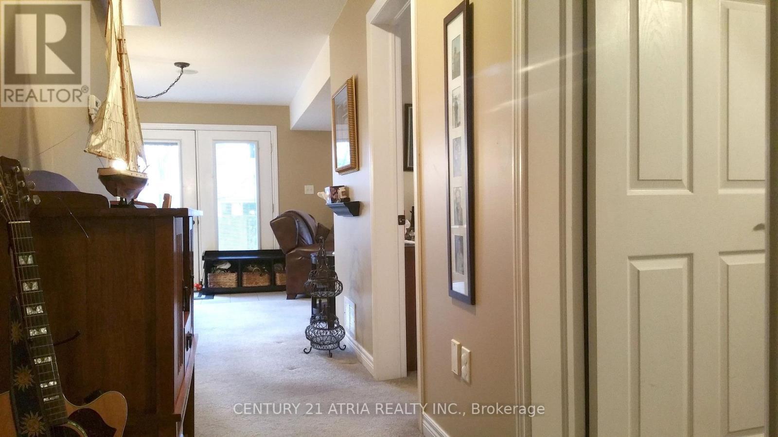 












LOWER - 194 LIVINGSTONE STREET E

,
Barrie (Little Lake),




Ontario
L4M6M4

