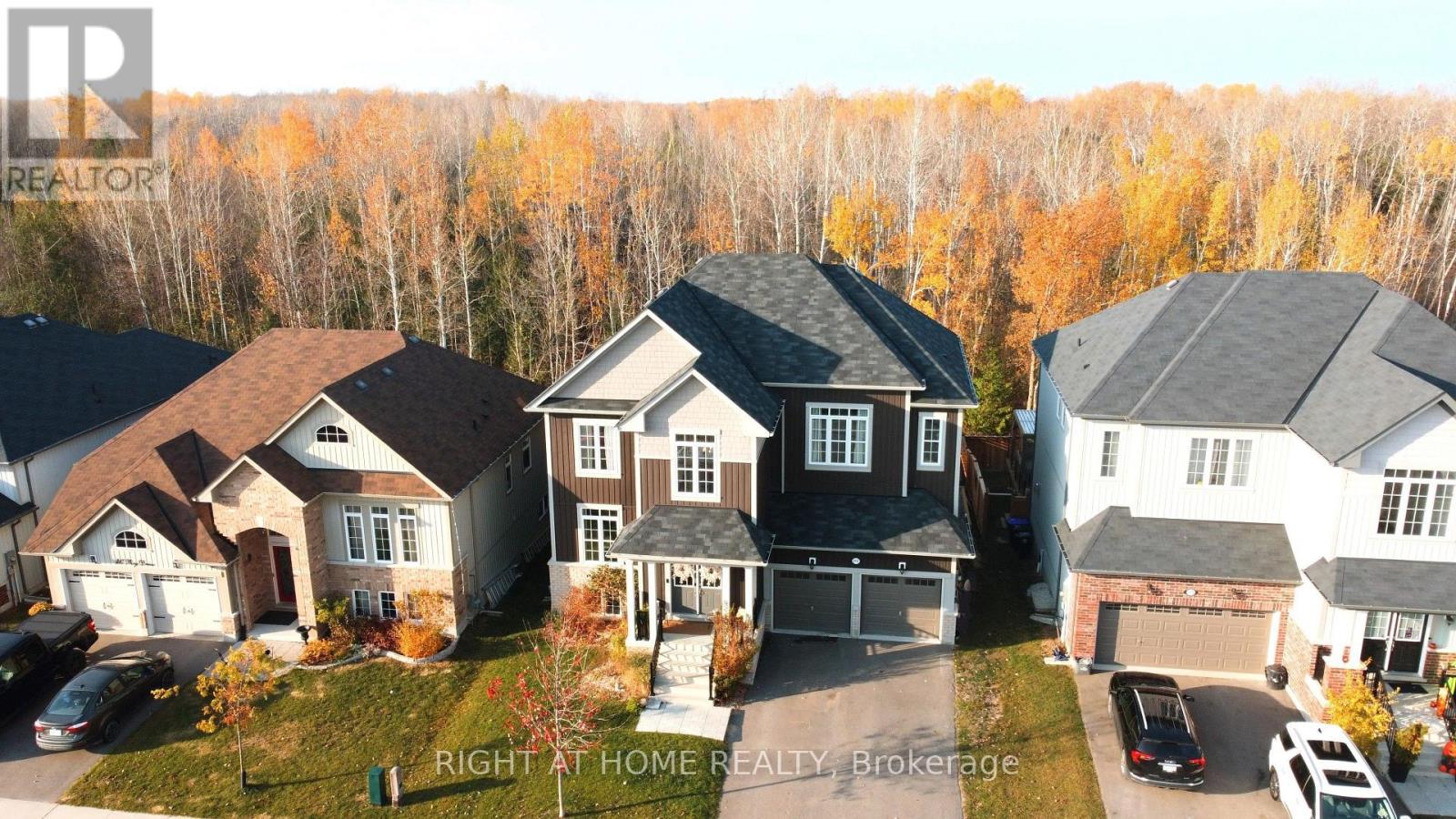 












215 ROY DRIVE

,
Clearview (Stayner),




Ontario
L0M1S0

