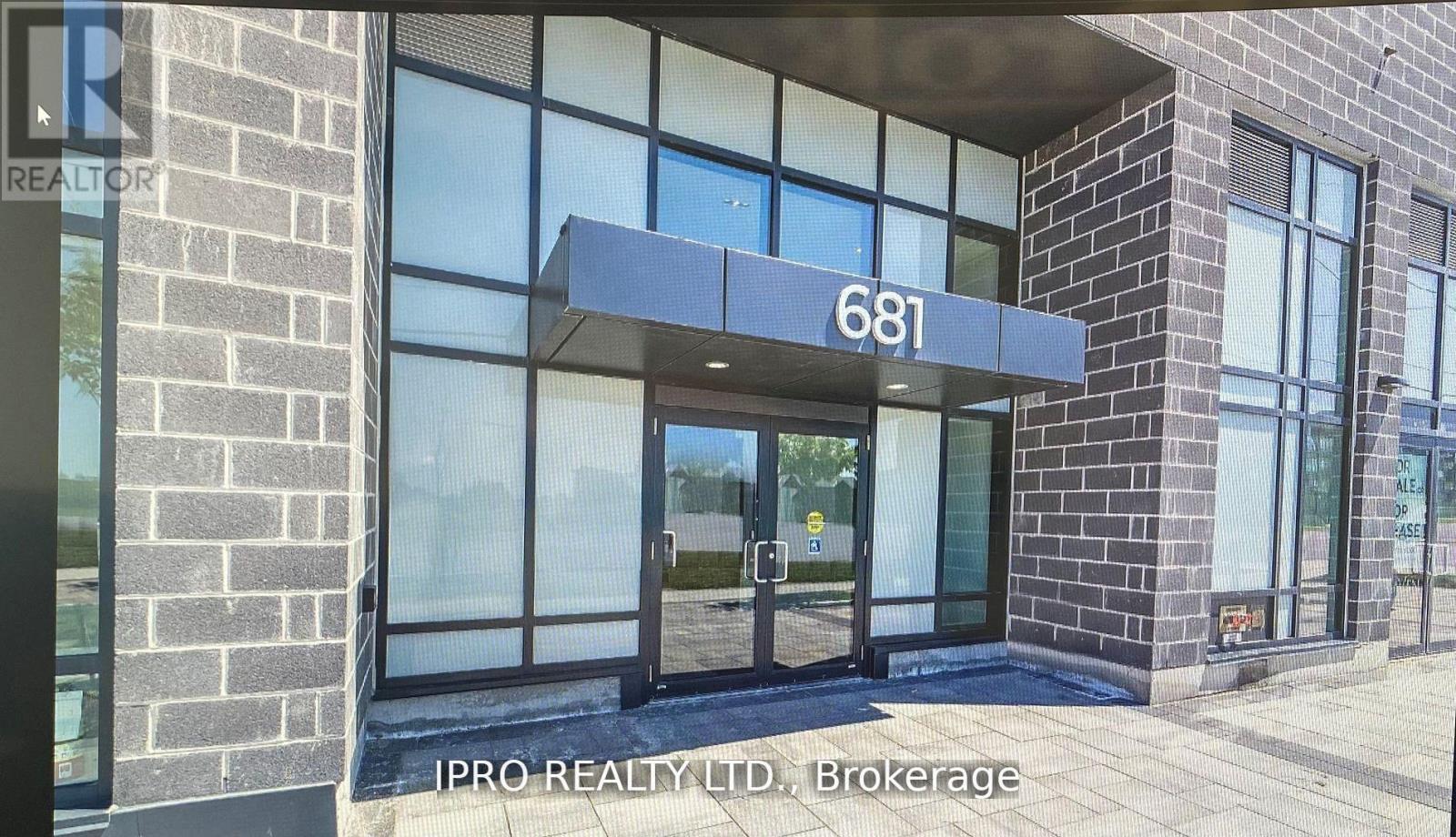 












110 - 681 YONGE STREET

,
Barrie (Painswick South),




Ontario
L9J0K1

