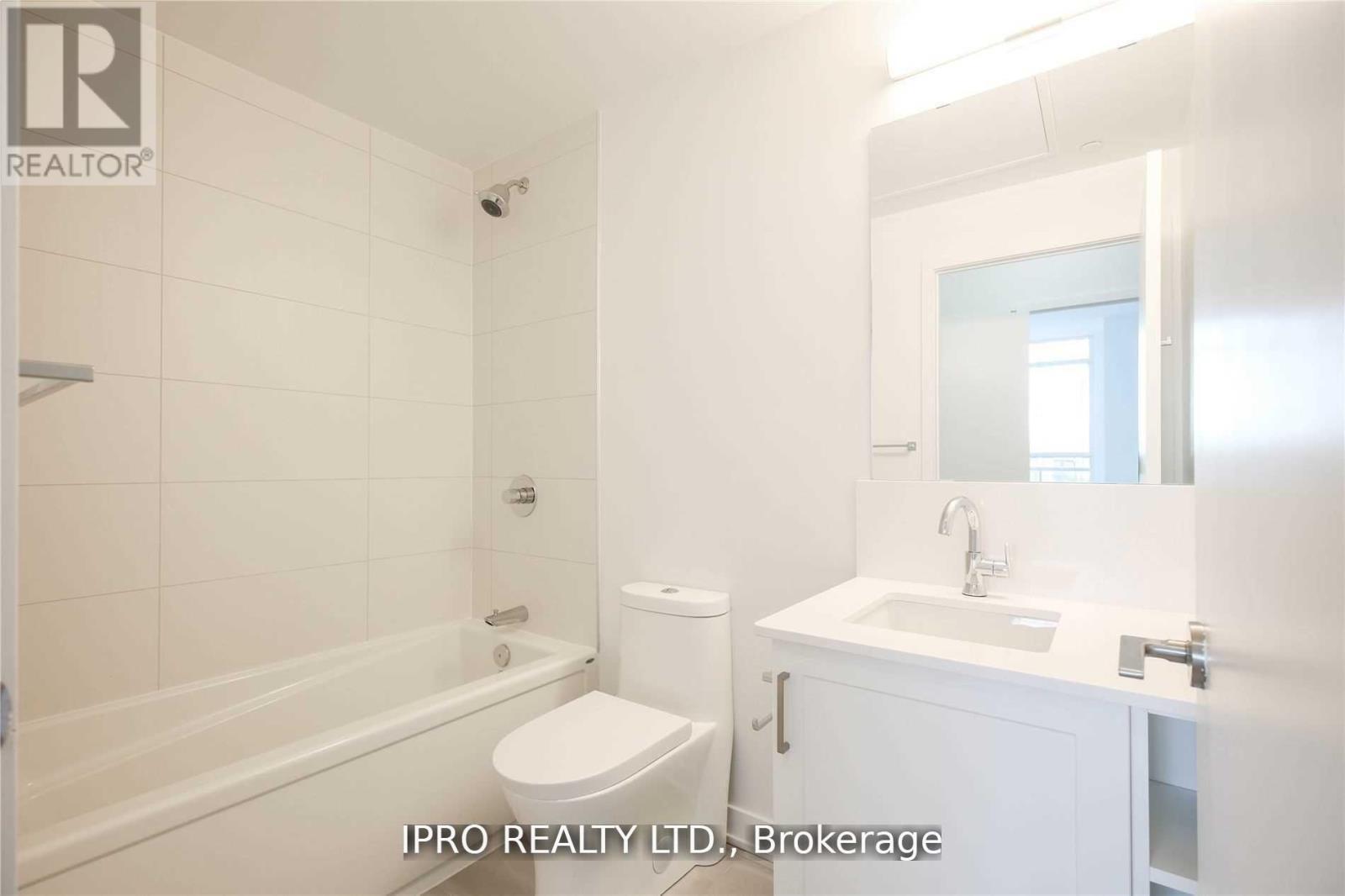 












110 - 681 YONGE STREET

,
Barrie (Painswick South),




Ontario
L9J0K1

