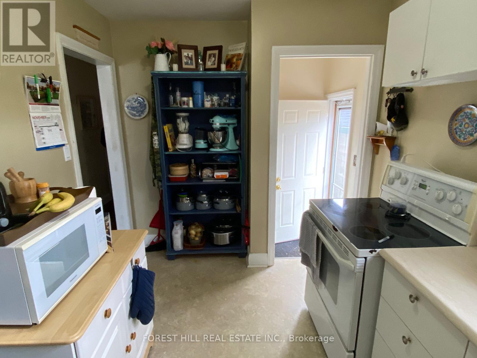 












321 INNISFIL STREET

,
Barrie (Allandale),




Ontario
L4N3G4

