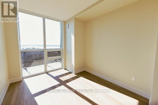 












1117 - 41 JOHNSON STREET

,
Barrie (North Shore),




Ontario
L4M6C4


