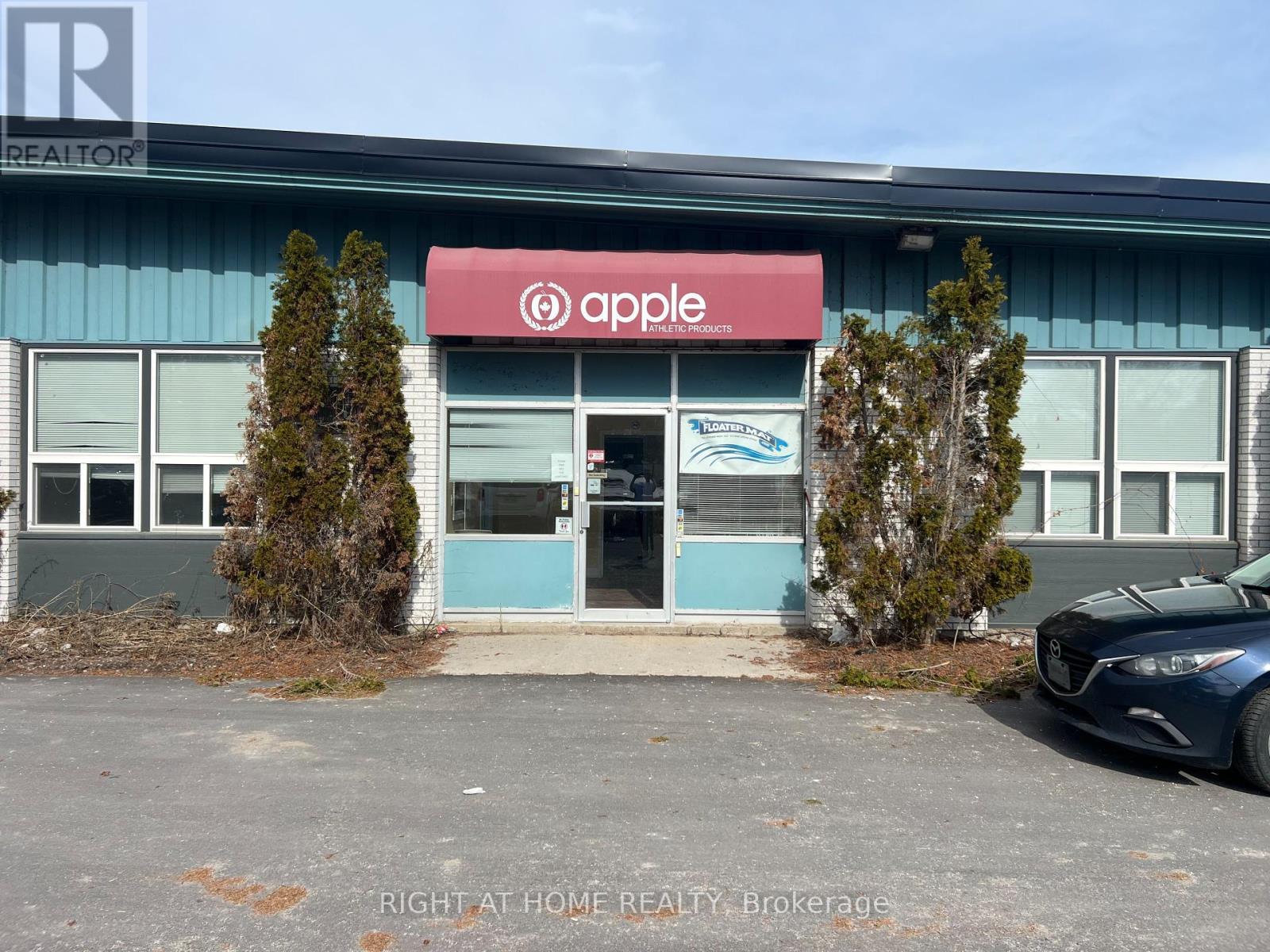 












3 - 256 HUGHES ROAD

,
Orillia,




Ontario
L3V5X6

