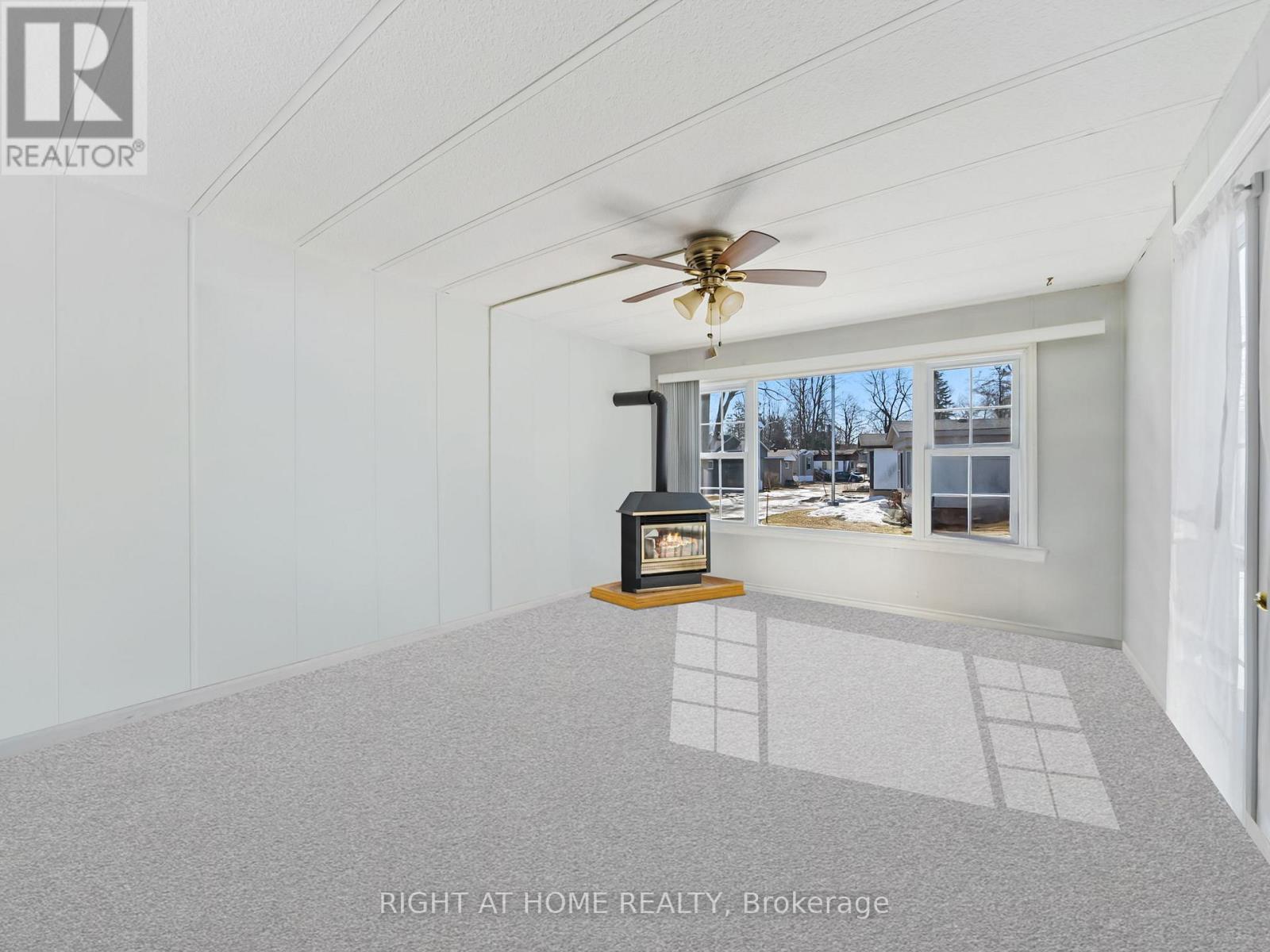 












126 - 580 WEST STREET S

,
Orillia,




Ontario
L3V6L8

