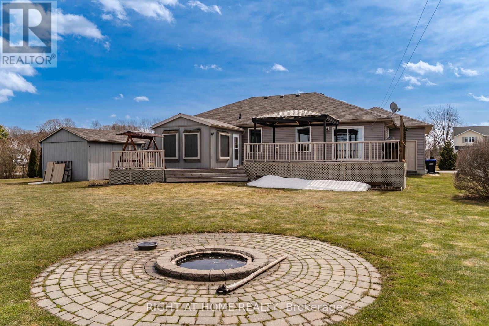 












16 O'NEILL CIRCLE

,
Springwater (Phelpston),




Ontario
L2L2K0

