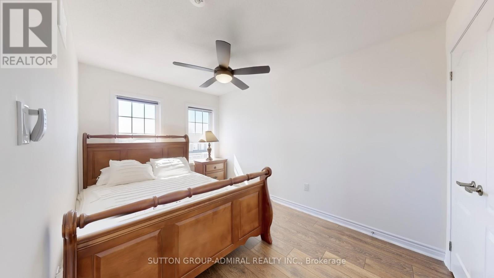 












26 ABBY DRIVE

,
Wasaga Beach,




Ontario
L9Z0K2

