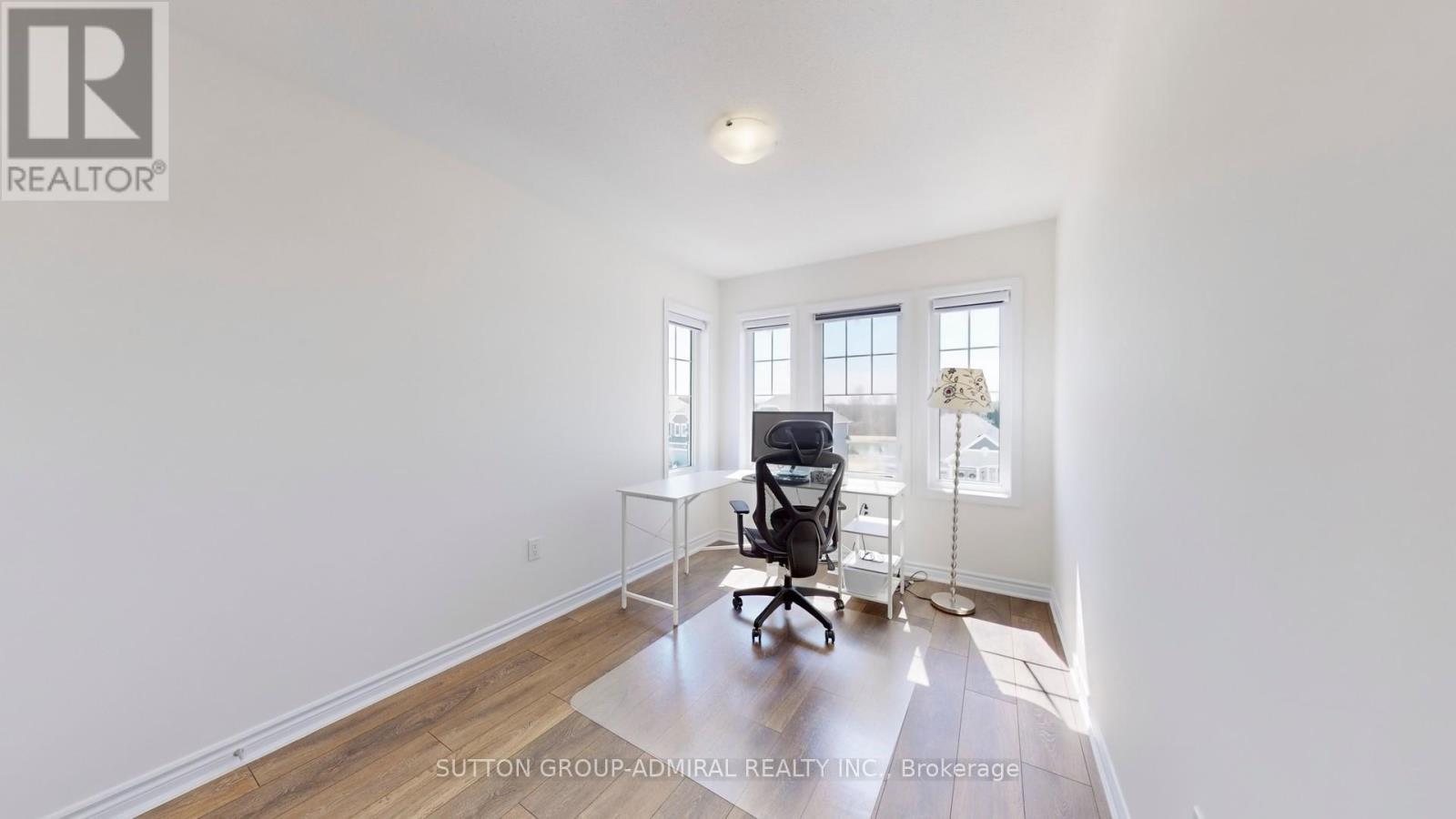 












26 ABBY DRIVE

,
Wasaga Beach,




Ontario
L9Z0K2

