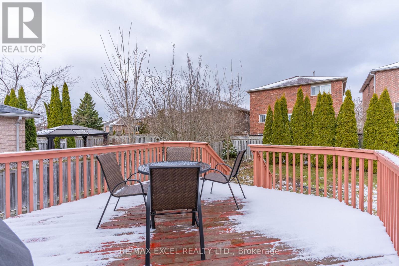 












148 MARSELLUS DRIVE

,
Barrie (Holly),




Ontario
L4N0E1


