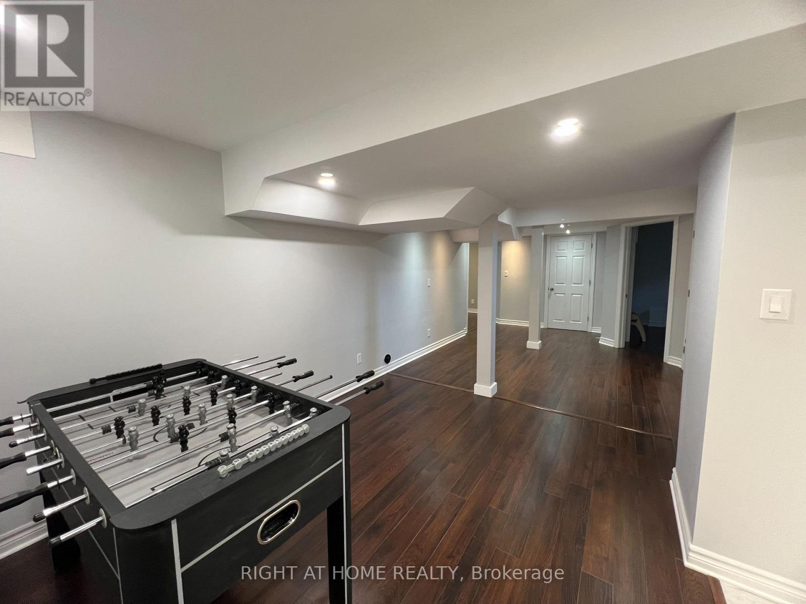 












BASEMENT - 19 BLUEBERRY LANE

,
Barrie (0 West),




Ontario
L4N0Z1

