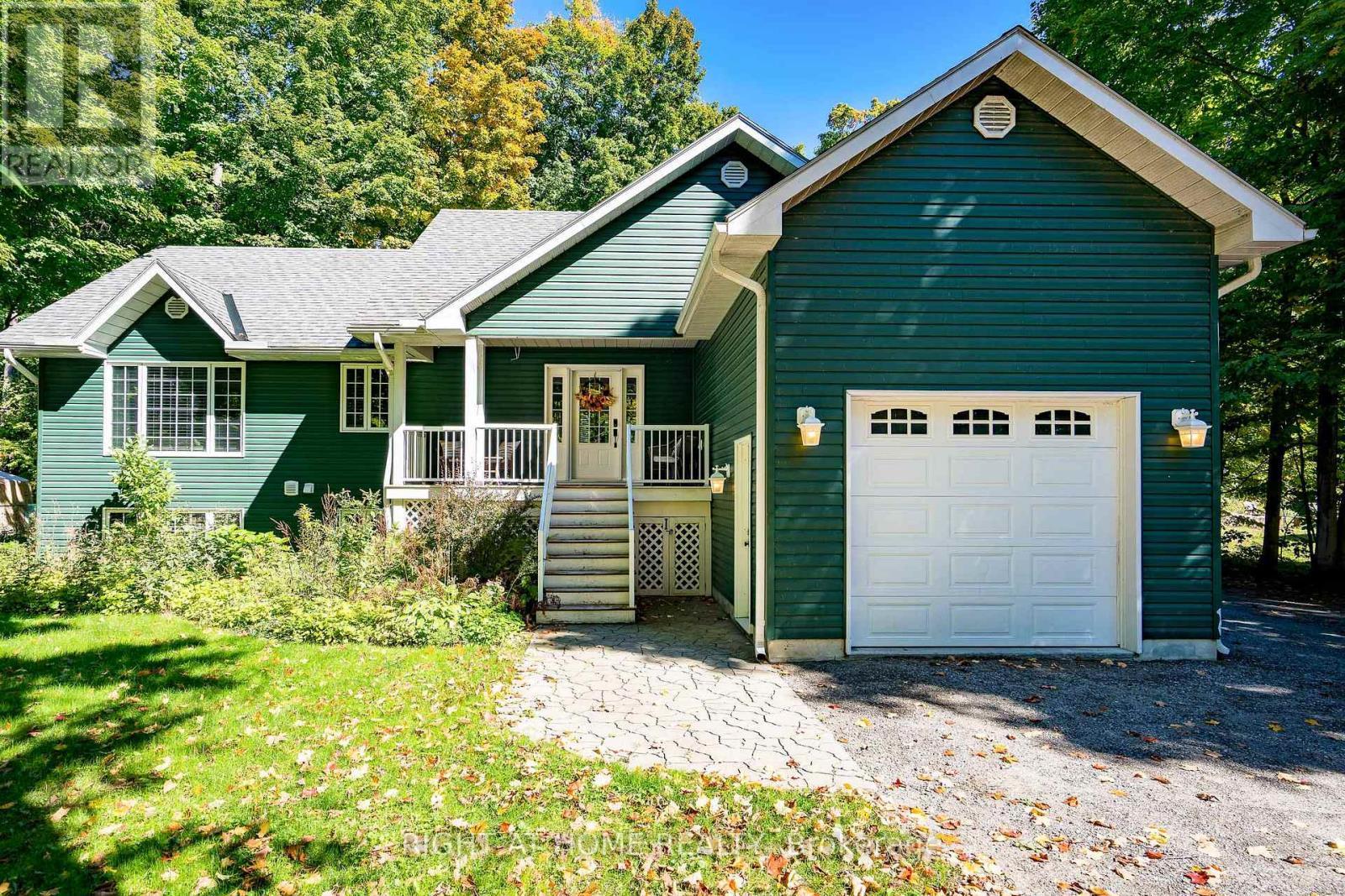 












137 DESROCHES TRAIL

,
Tiny,




Ontario
L9M0H9

