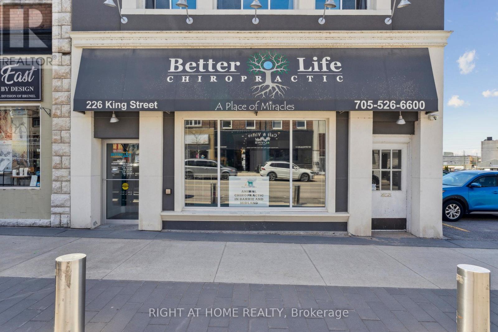 












226 KING STREET

,
Midland,




Ontario
L4R3M2

