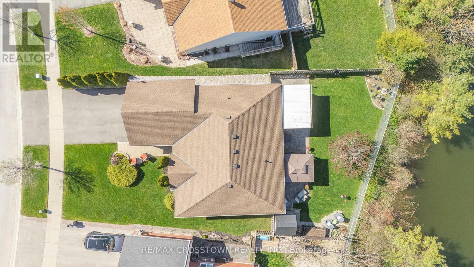 












40 COUNTRY LANE

,
Barrie (Painswick South),




Ontario
L4N0E8

