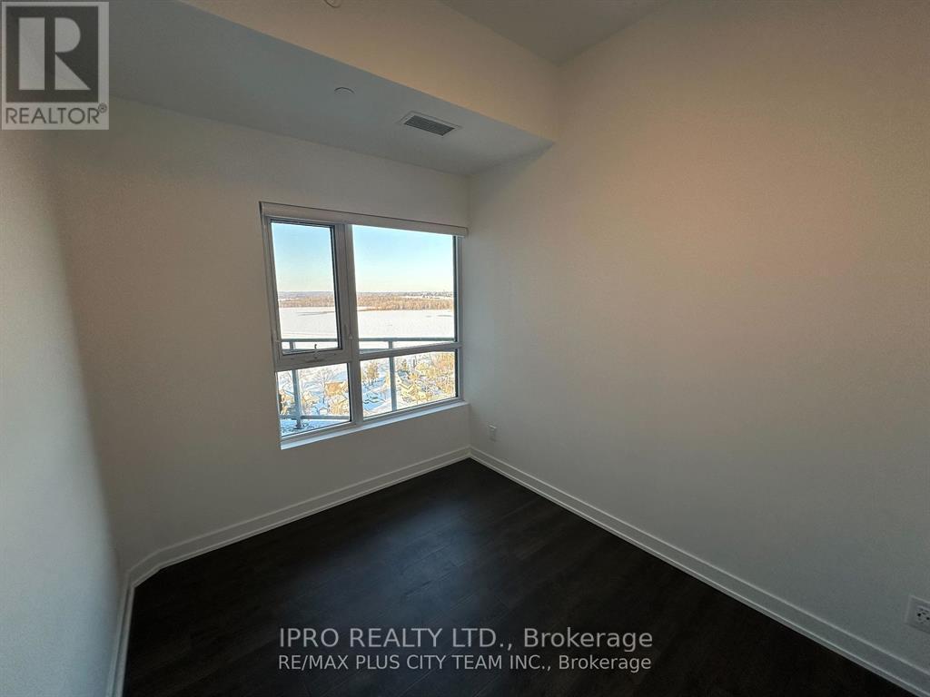 












208 - 56 LAKESIDE TERRACE

,
Barrie (Little Lake),




Ontario
L4M0L5

