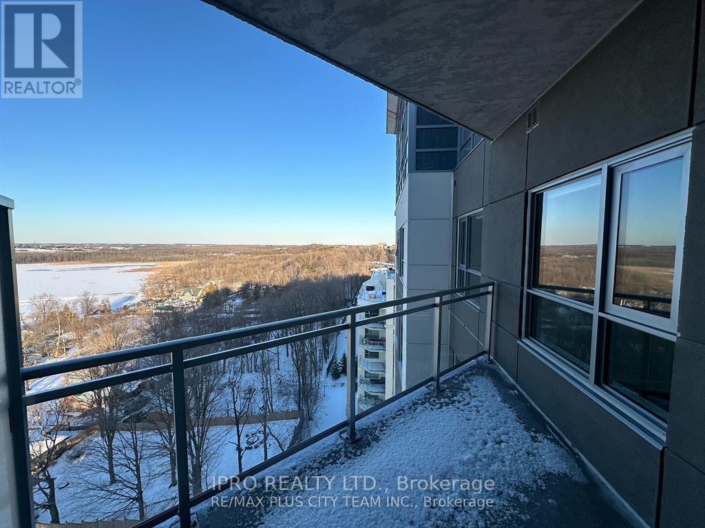 












208 - 56 LAKESIDE TERRACE

,
Barrie (Little Lake),




Ontario
L4M0L5

