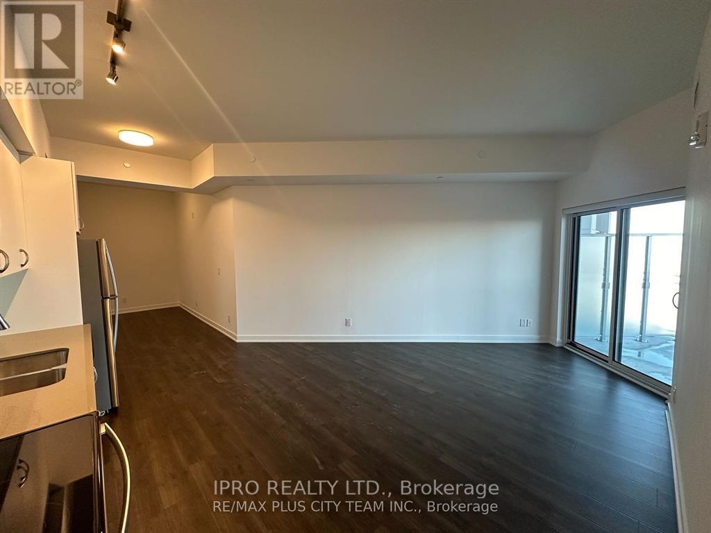












208 - 56 LAKESIDE TERRACE

,
Barrie (Little Lake),




Ontario
L4M0L5

