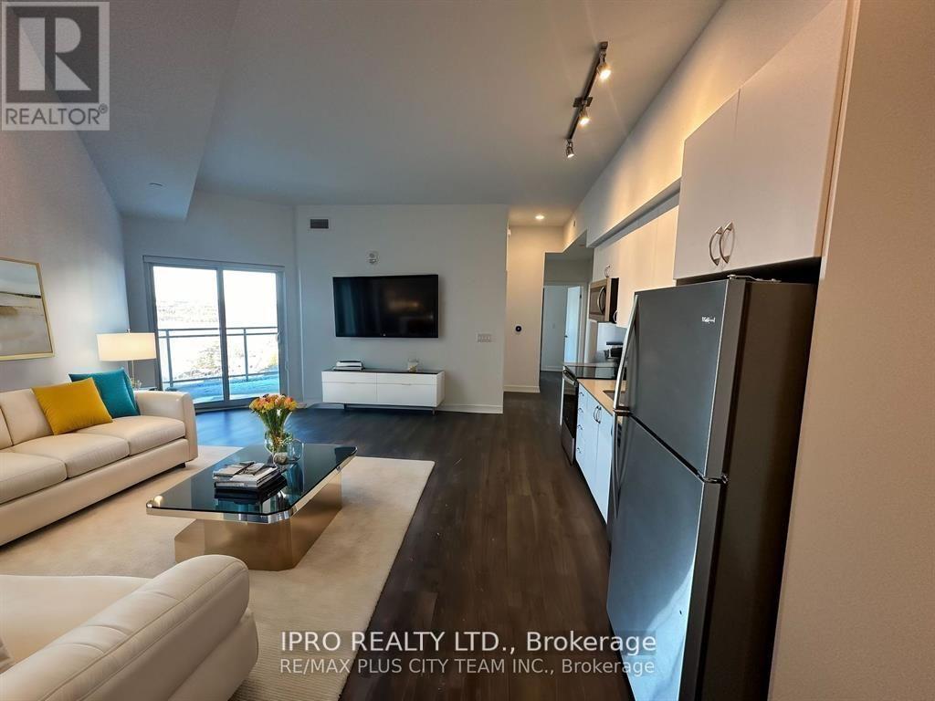 












208 - 56 LAKESIDE TERRACE

,
Barrie (Little Lake),




Ontario
L4M0L5

