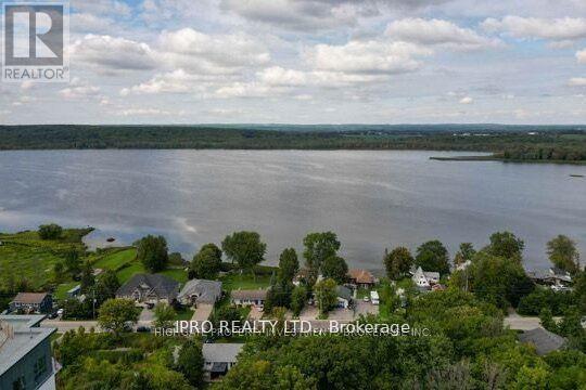 












208 - 56 LAKESIDE TERRACE

,
Barrie (Little Lake),




Ontario
L4M0L5

