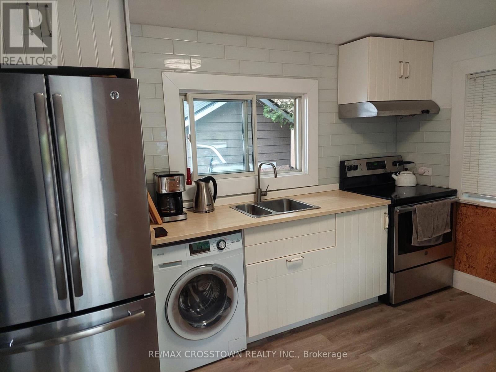 












4705 ANDERSON AVENUE

,
Ramara,




Ontario
L3V6H7

