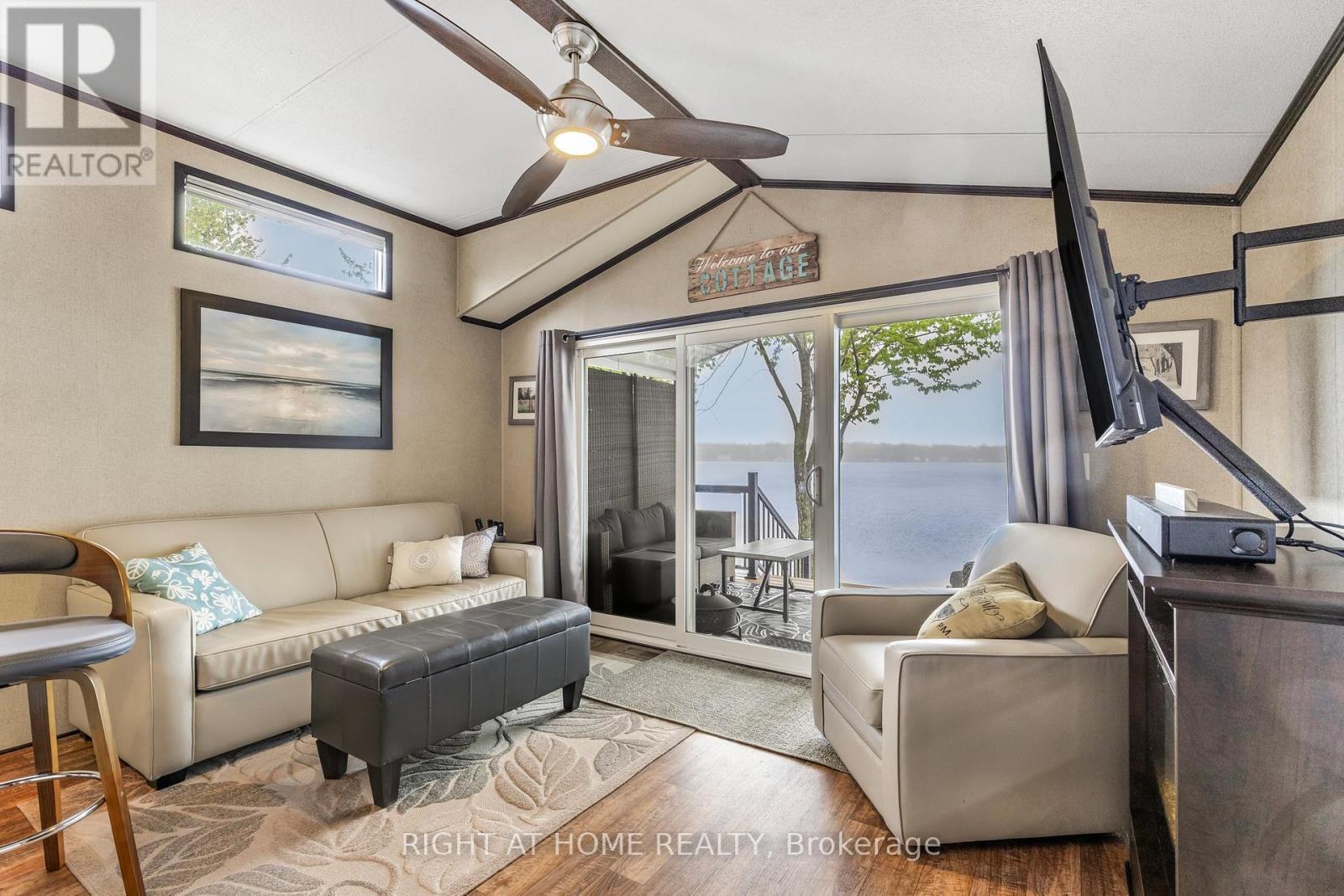 












3500 LAUDERDALE PT CRESCENT

,
Severn,




Ontario
P0E1N0

