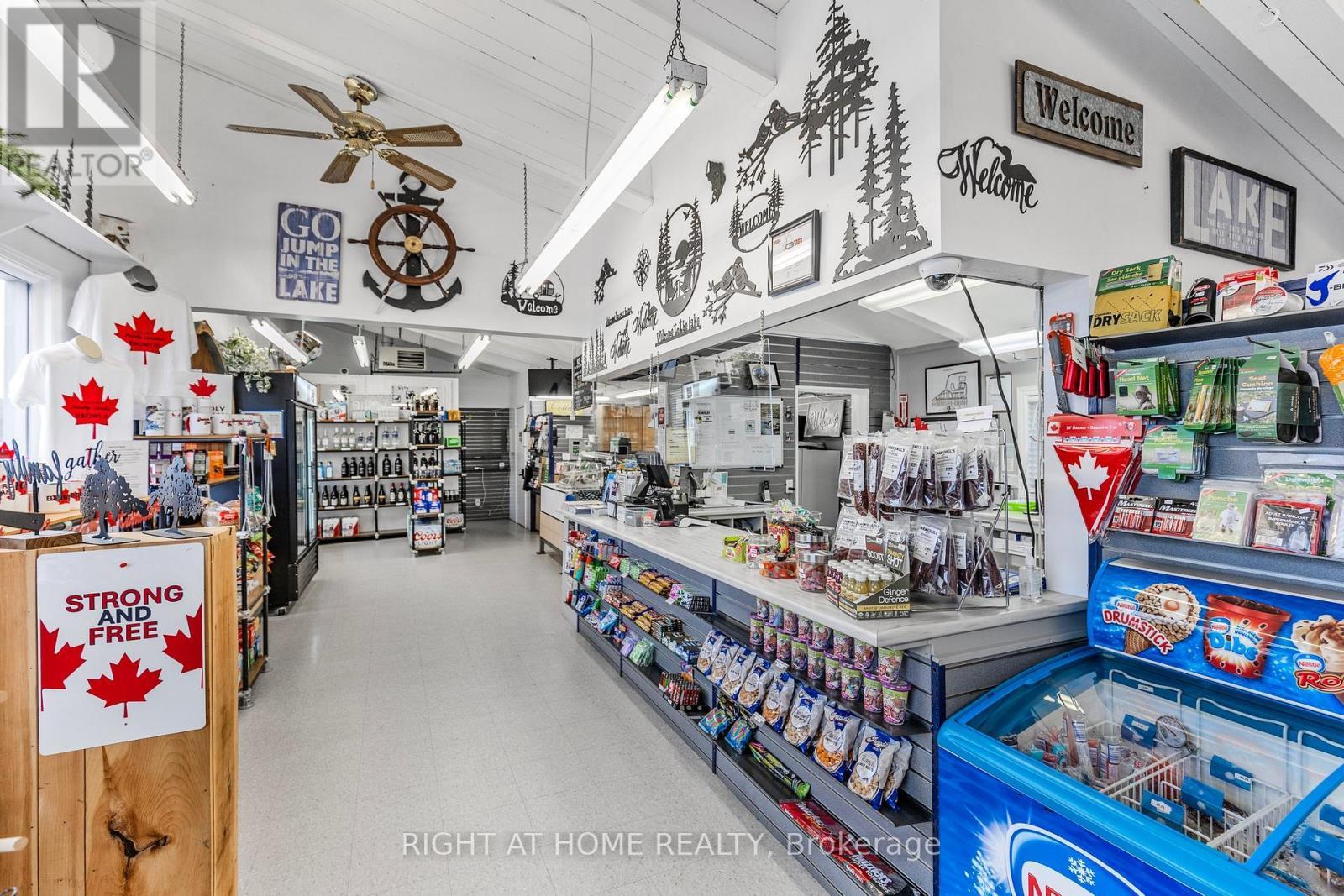 












3500 LAUDERDALE PT CRESCENT

,
Severn,




Ontario
P0E1N0

