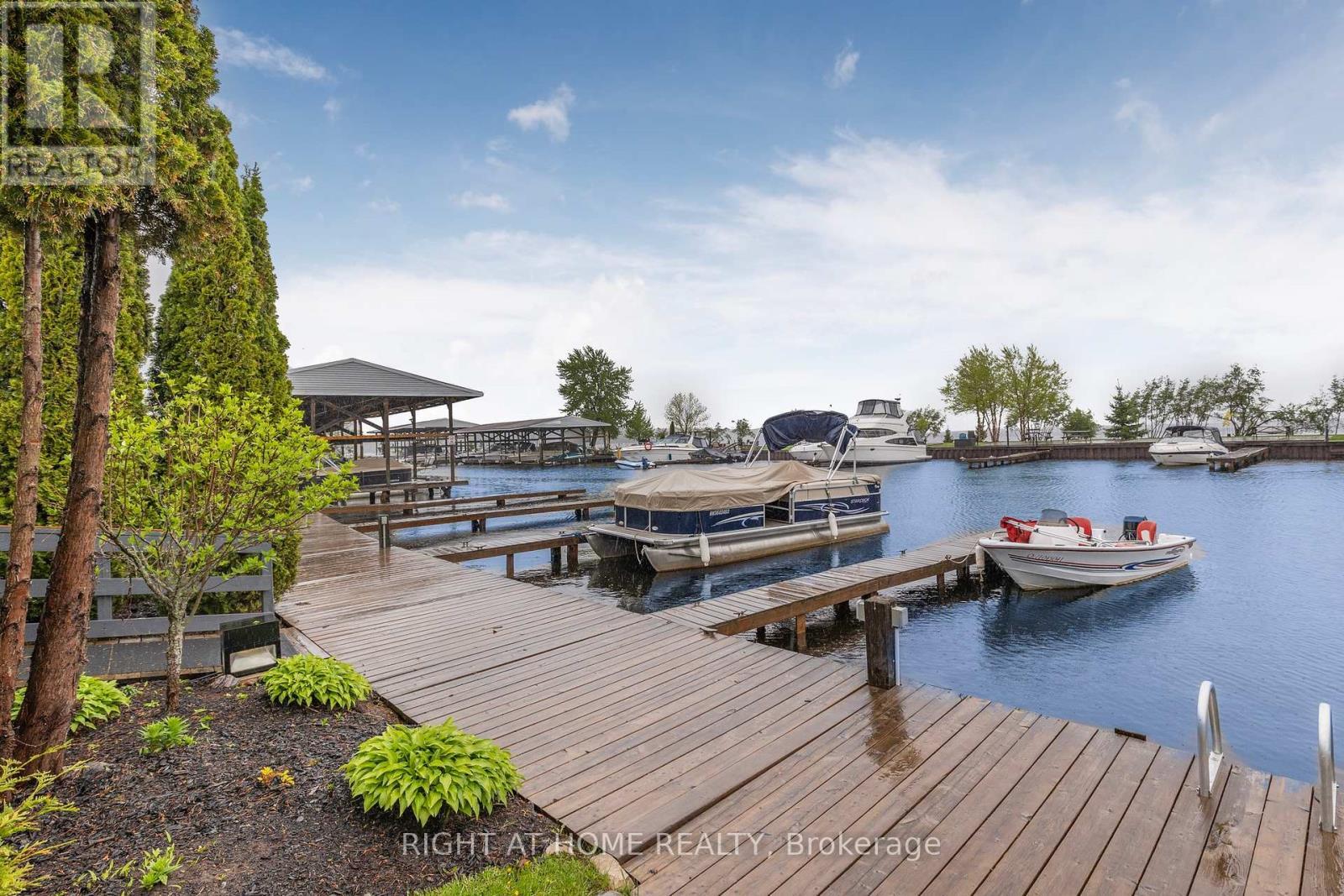 












3500 LAUDERDALE PT CRESCENT

,
Severn,




Ontario
P0E1N0

