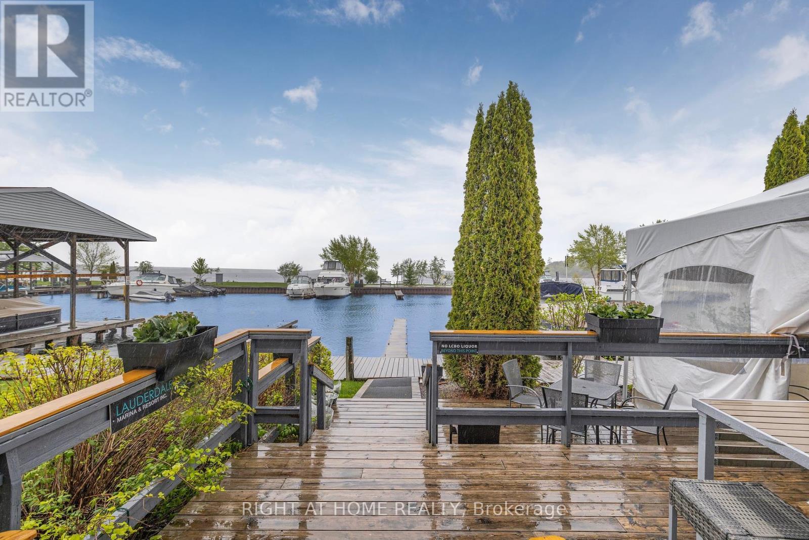 












3500 LAUDERDALE PT CRESCENT

,
Severn,




Ontario
P0E1N0

